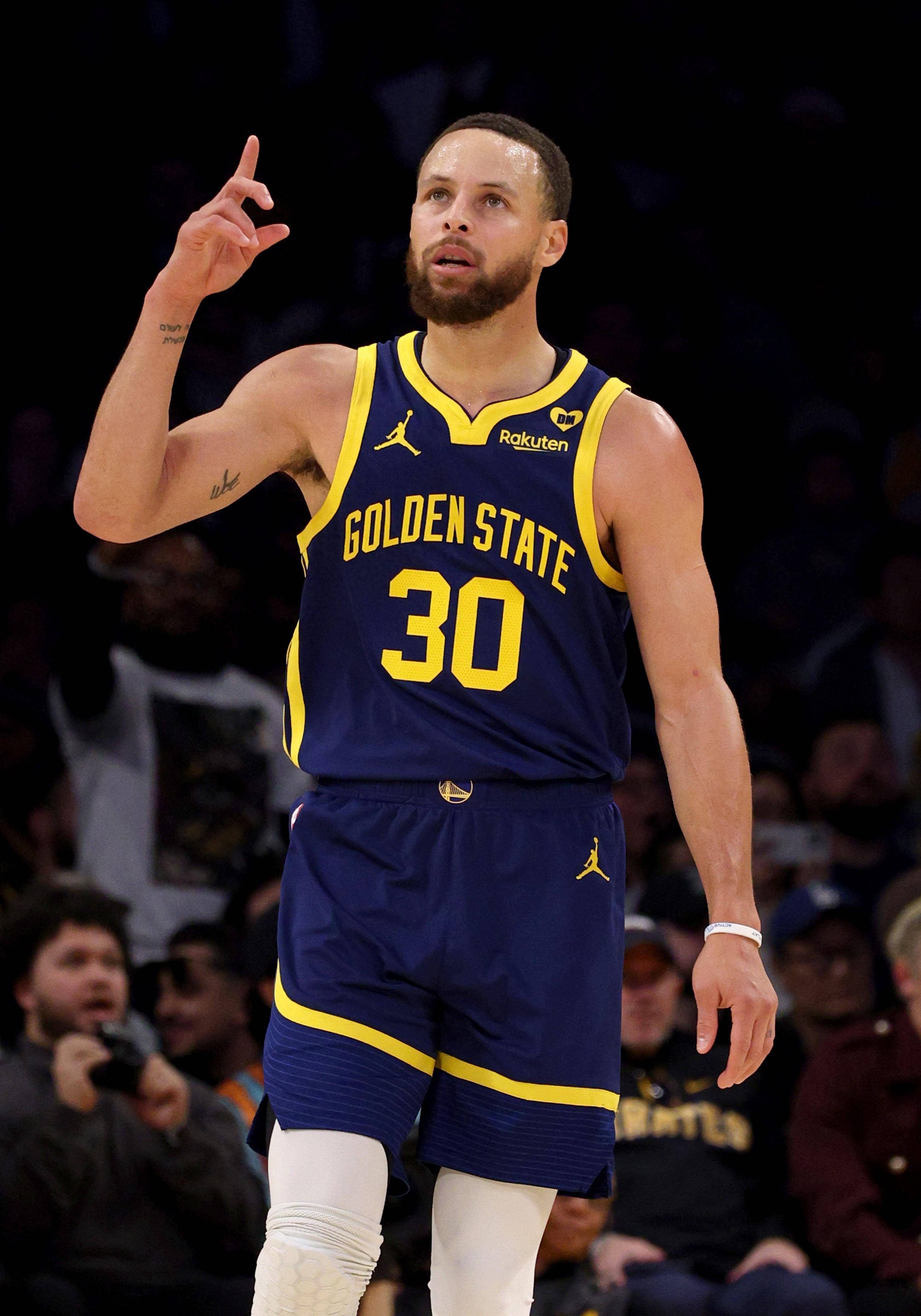 整个亚洲足 整个亚洲足